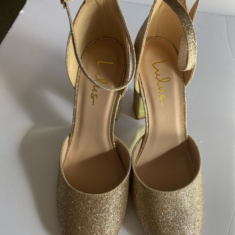 Lulu's Glamours Gold Heels - Picture 10 of 14